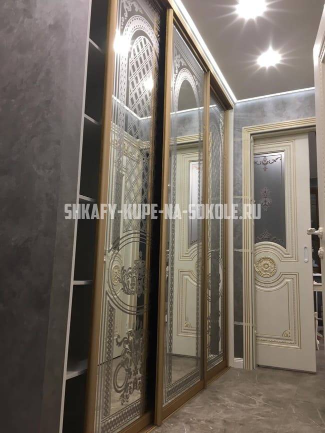 Встроенные шкафы-купе Сокол