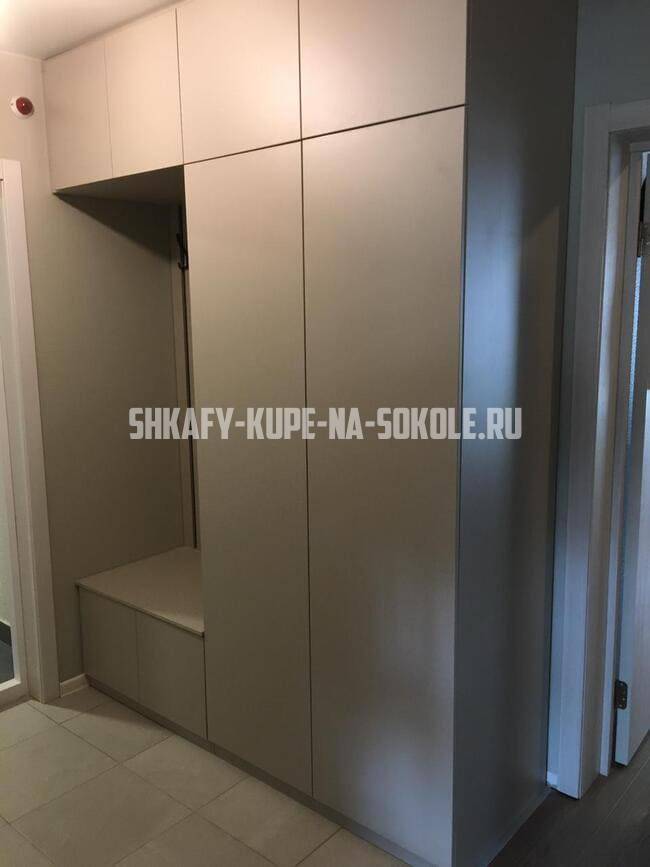 Распашные шкафы Сокол