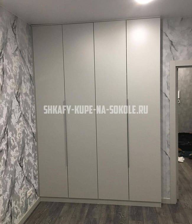 Распашные шкафы Сокол