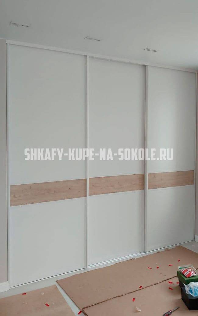 Шкафы в спальню Сокол